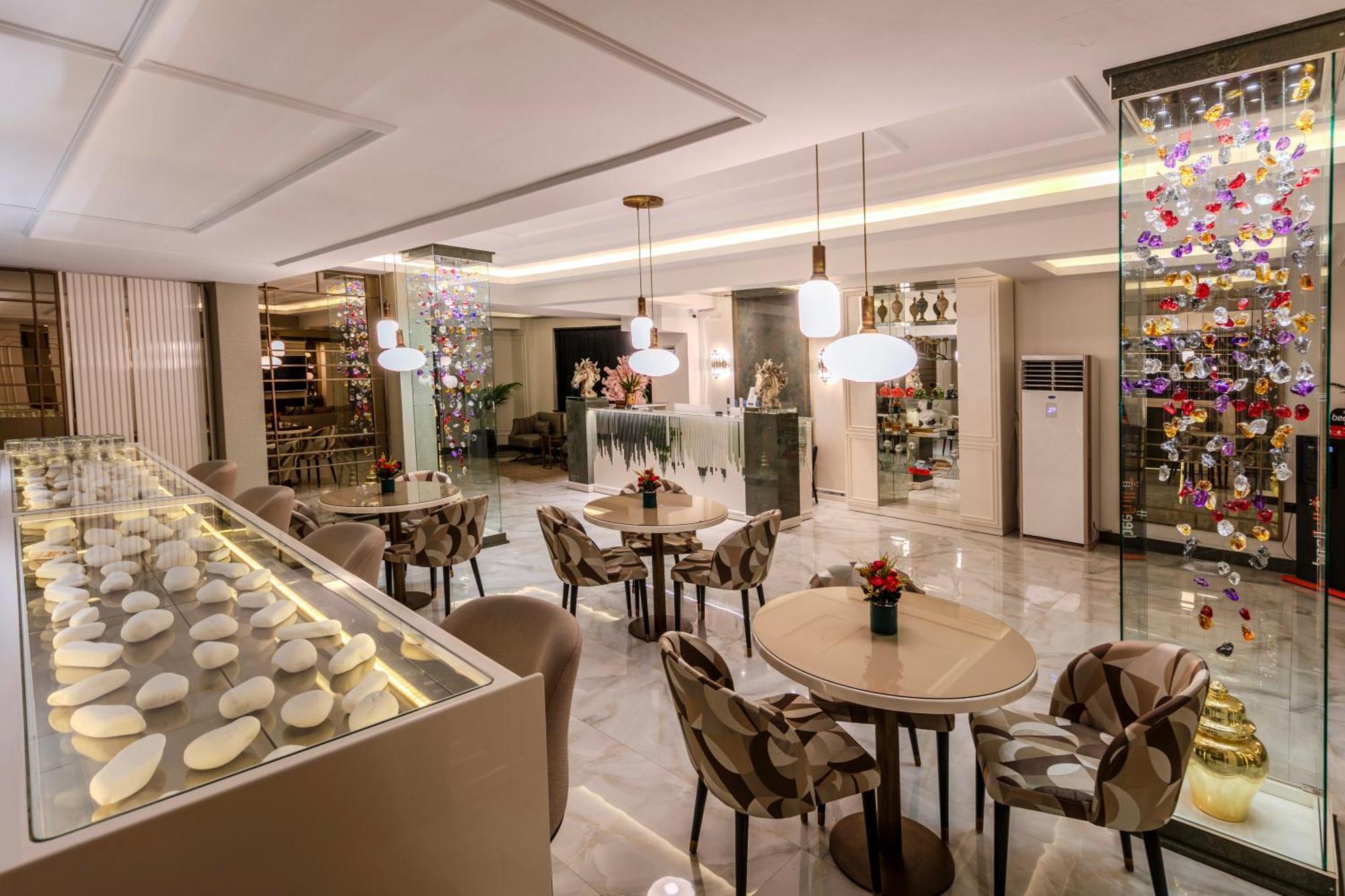 Atar Airport Hotel - Spa & Wellness Arnavutkoy エクステリア 写真